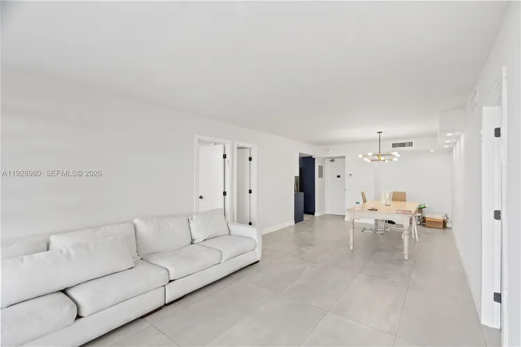 Coronado #722 image #11