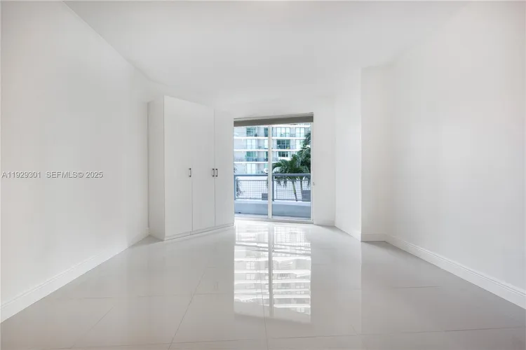 Infinity at Brickell #1224 image #20
