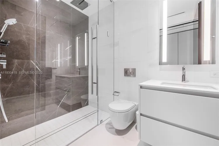 Aston Martin Residences #5104 image #28