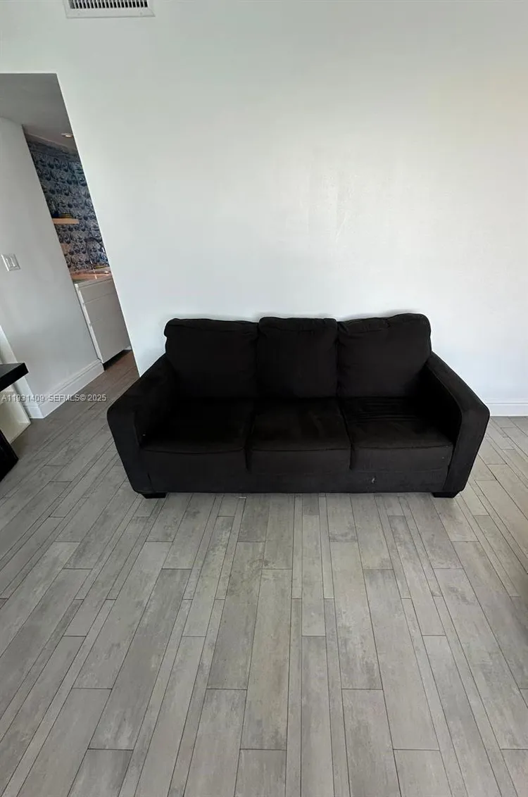 Mondrian #1606 image #6