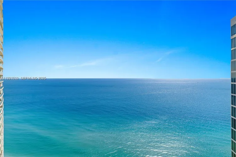 Ocean Three #3307 image #17