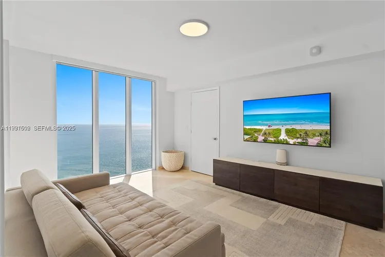 Ocean Three #3307 image #18