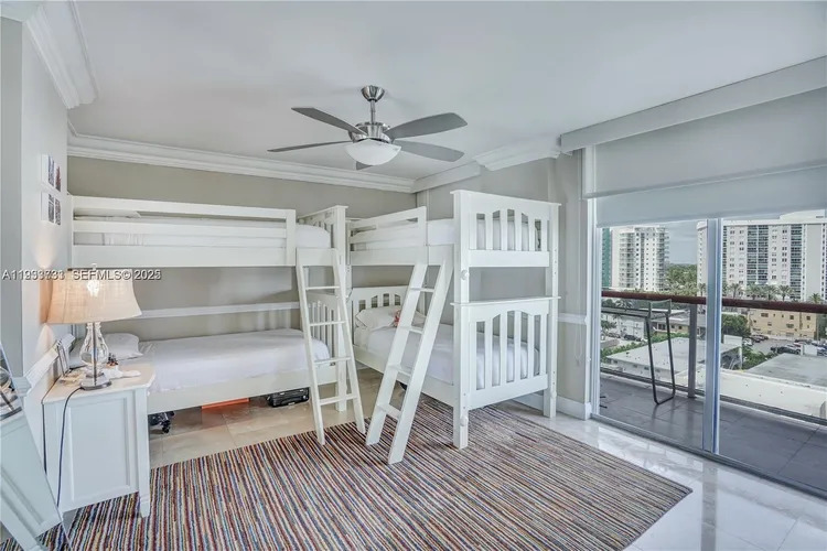 The Sterling Condo #901 image #9