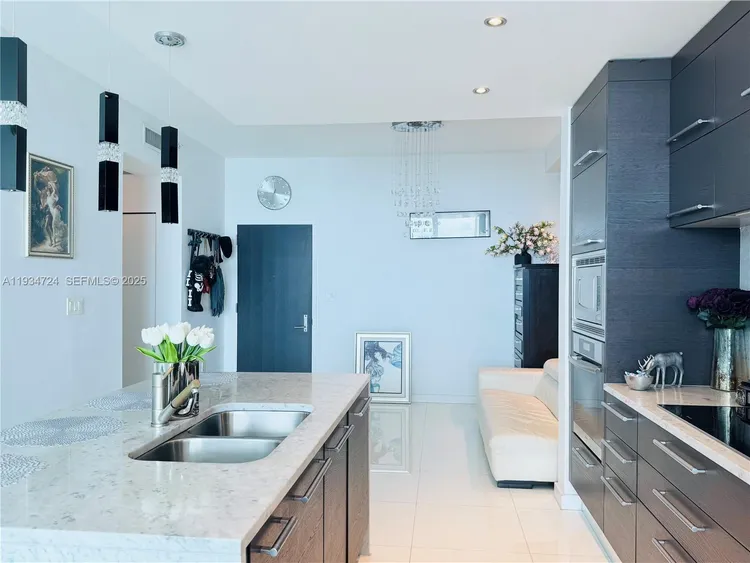 900 Biscayne Bay #4504 image #15