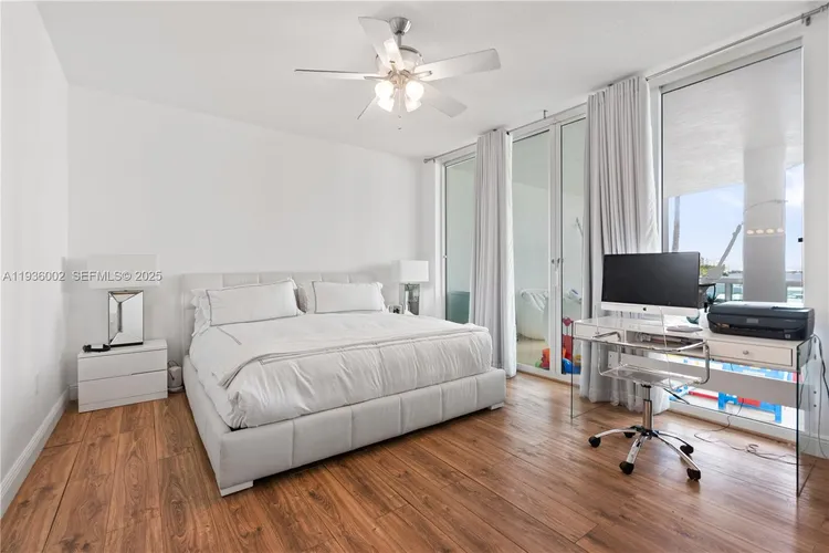 360 Condo #212 image #27