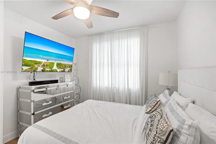 360 Condo #212 image #37