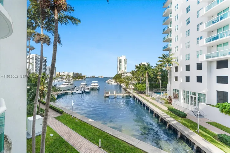 360 Condo #212 image #51