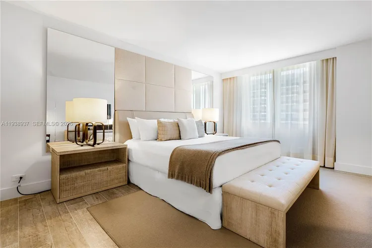 1 Hotel & Homes #1115 image #12