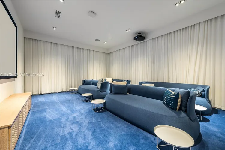 Tiffany House #701 image #22