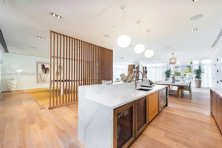 Tiffany House #701 image #52