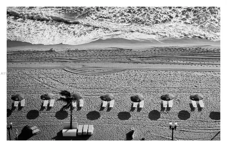 Tiffany House #701 image #73