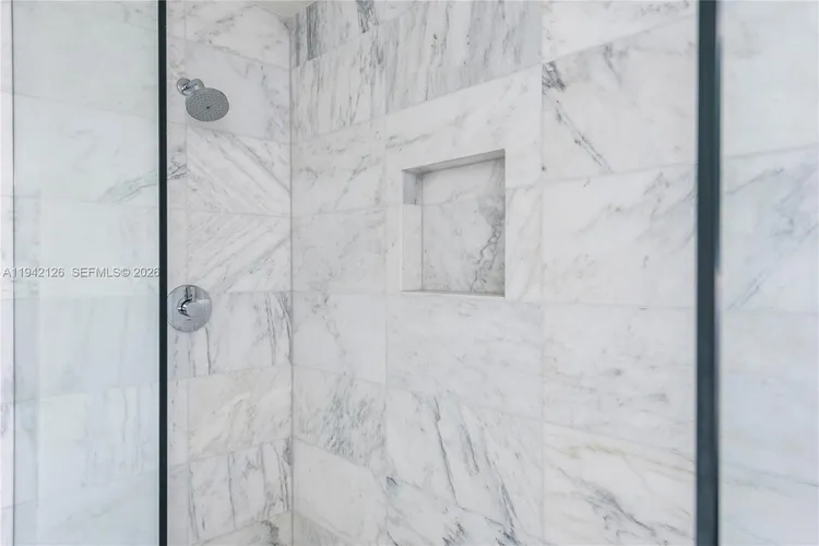 Tiffany House #701 image #7