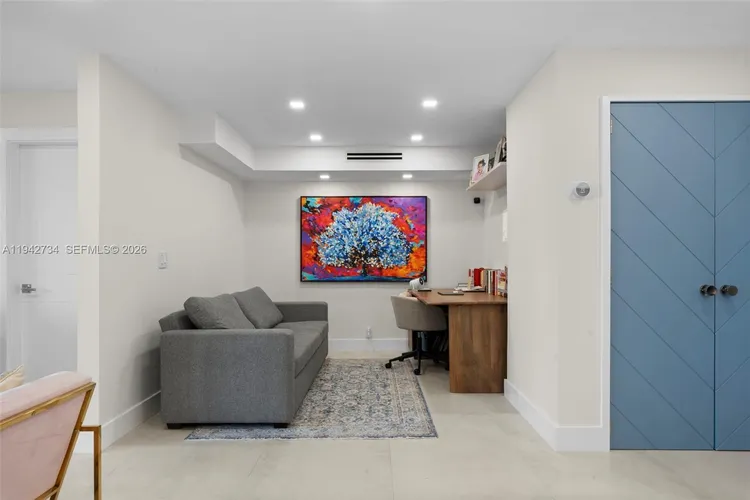 Towers of Key Biscayne #E503 image #9