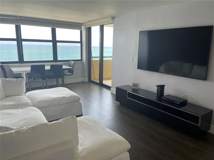 Club Atlantis #1409 image #12