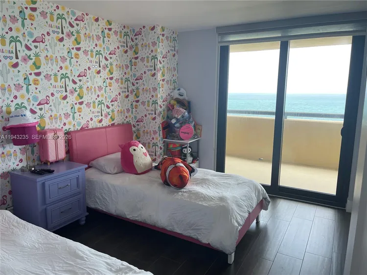 Club Atlantis #1409 image #19