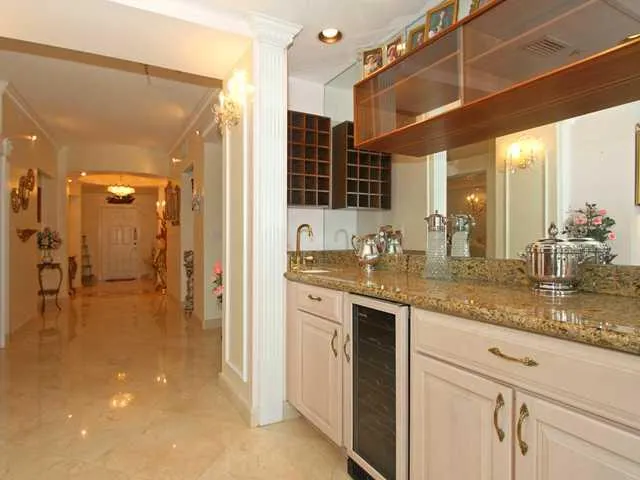 Avignon in the Gables #9 image #11