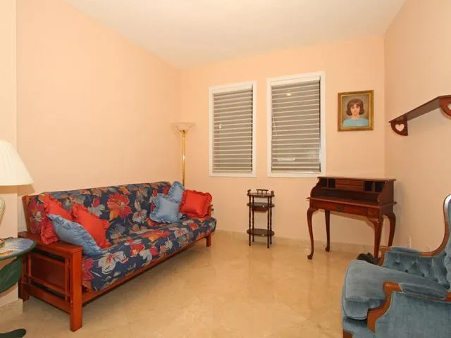 Avignon in the Gables #9 image #15