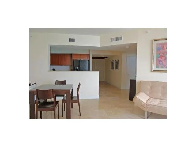 La Perla #1909 image #15