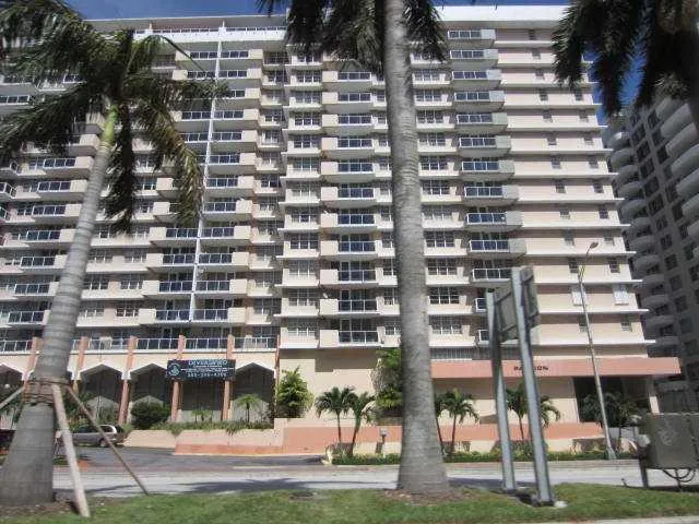 Pavilion #823 image #11