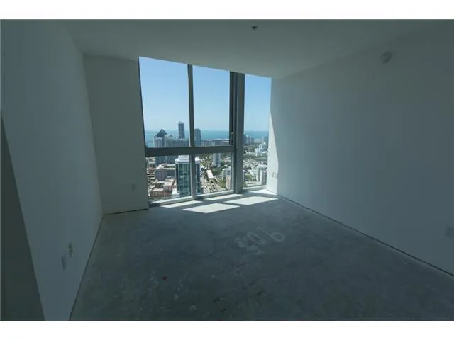 Mint #5201 image #10