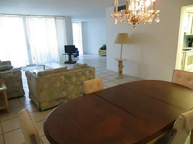 Arlen House #231 image #6