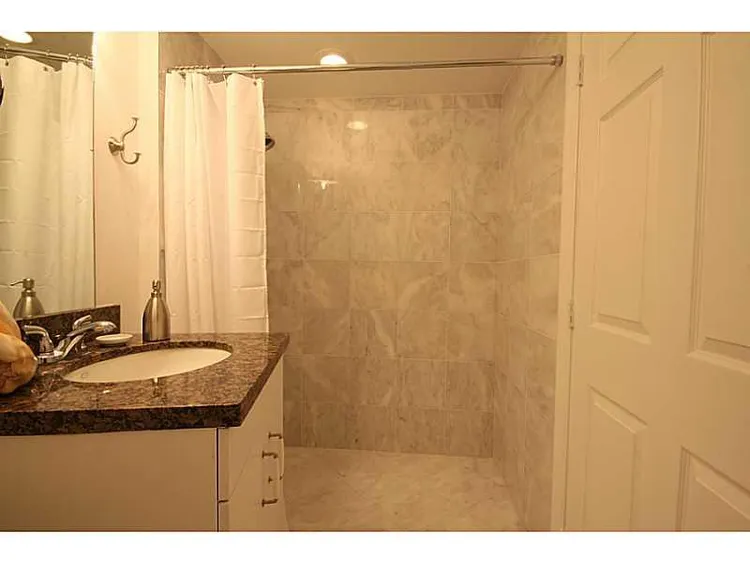 Casablanca Villas #509 image #15
