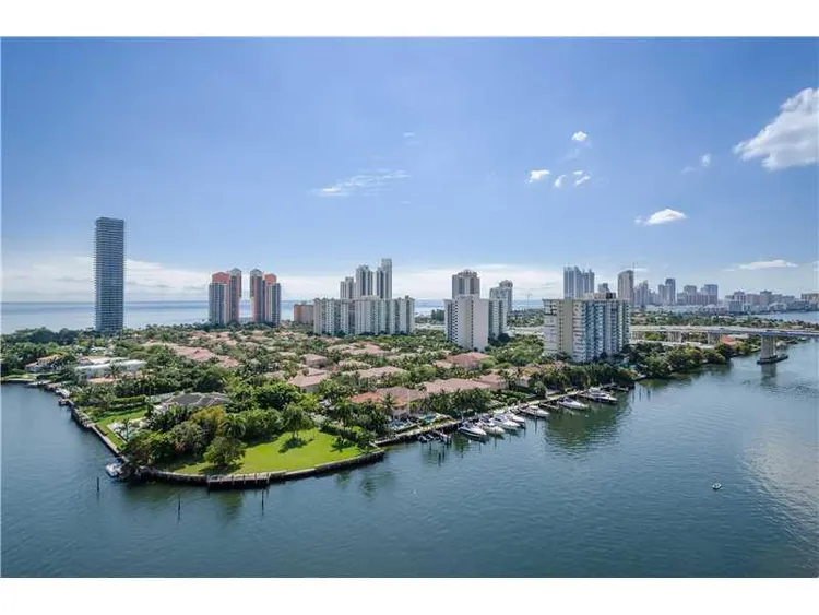 Turnberry Isle #18J image #25