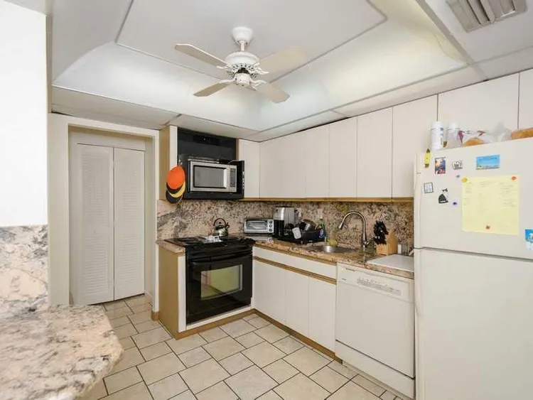 Bayshore Place #1505C image #6