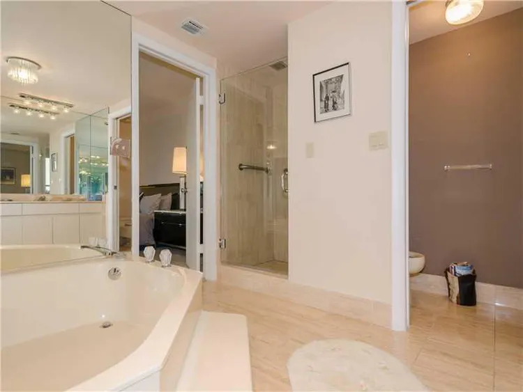 The Tiffany #107 image #13