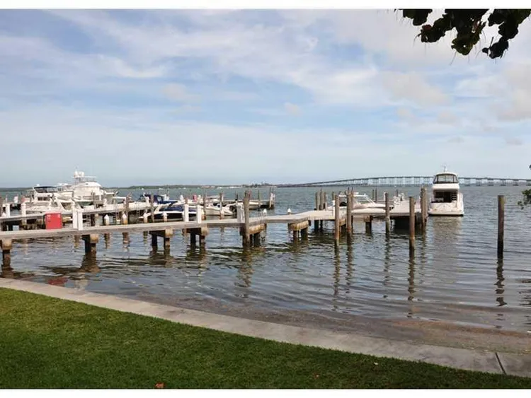 Villa Regina Condo #807 image #27