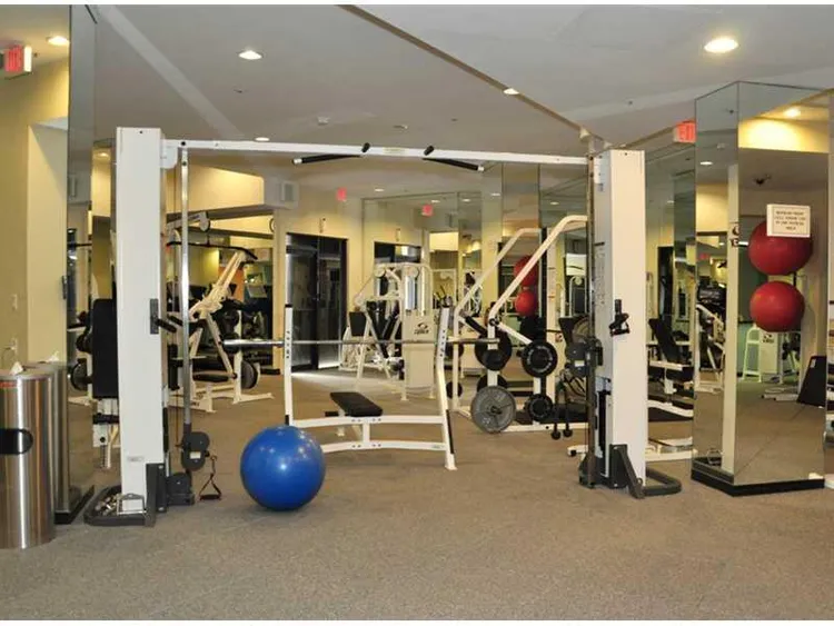 Villa Regina Condo #807 image #32