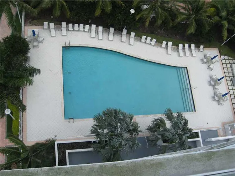 360 Condo #1005 image #14