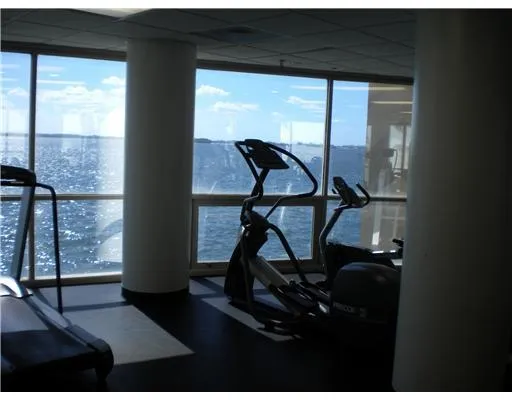 Isola #1404 image #10