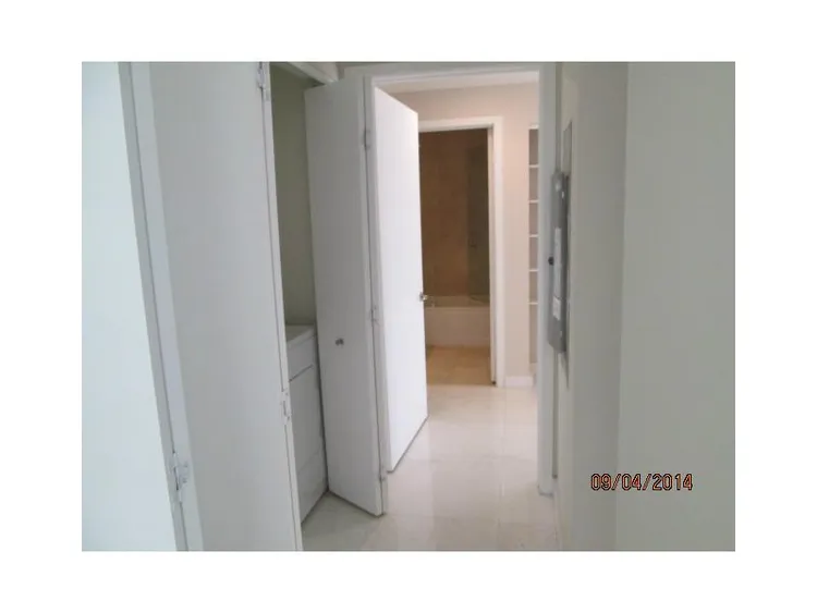 Carbonell #603 image #17