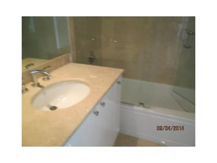 Carbonell #603 image #20