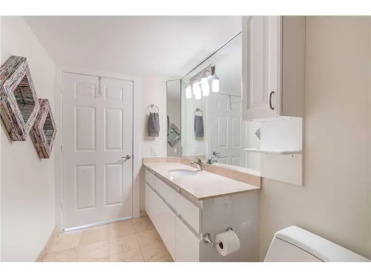 Sands Pointe #301 image #16