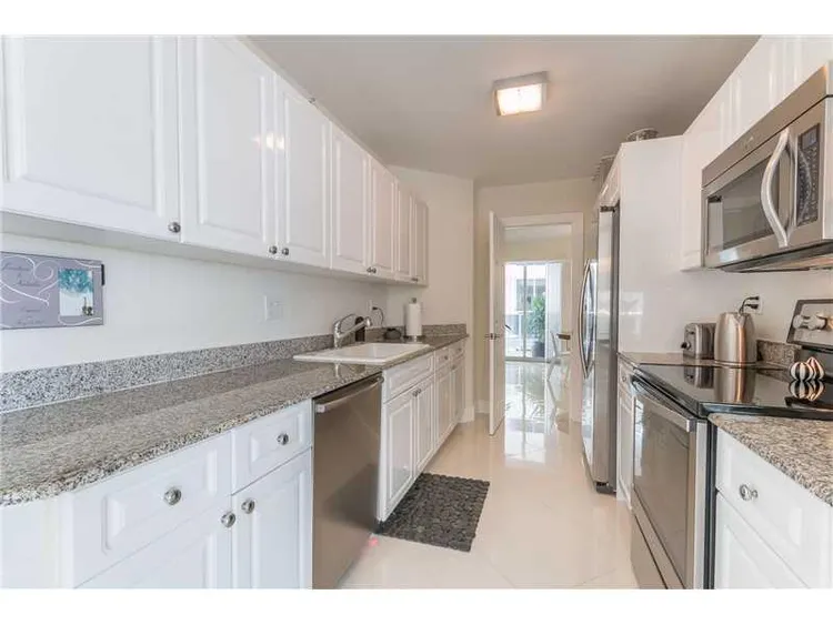 Sands Pointe #301 image #7