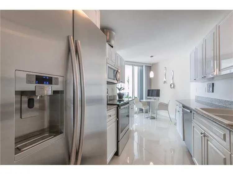 Sands Pointe #301 image #8