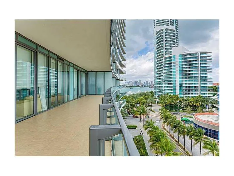 Apogee #701 image #13