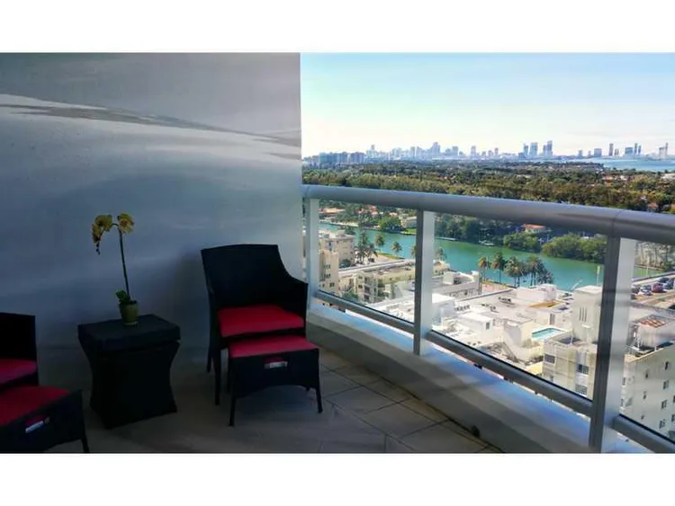 La Tour #1702 image #15