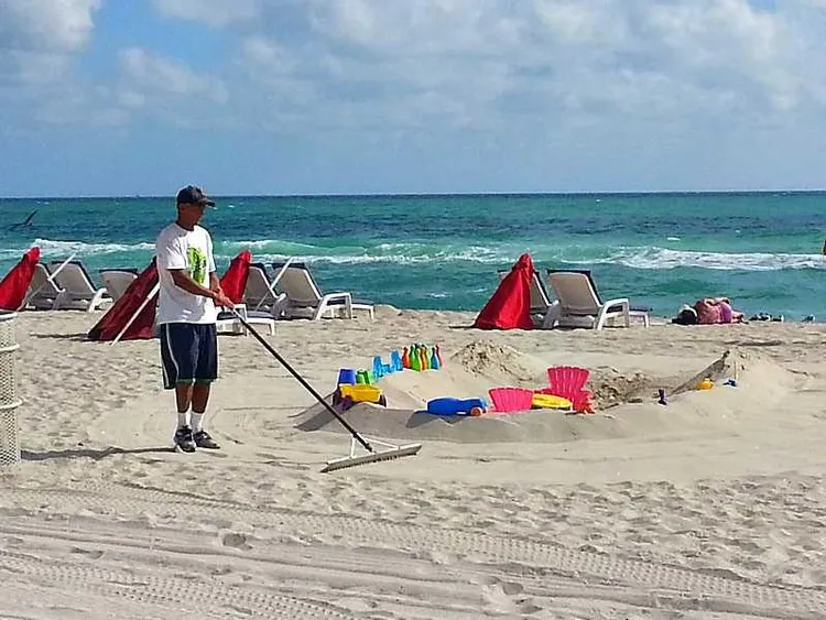 La Tour #1702 image #27