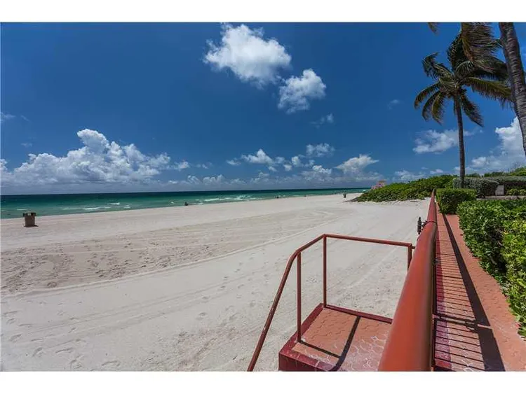 Tropicana #203 image #10