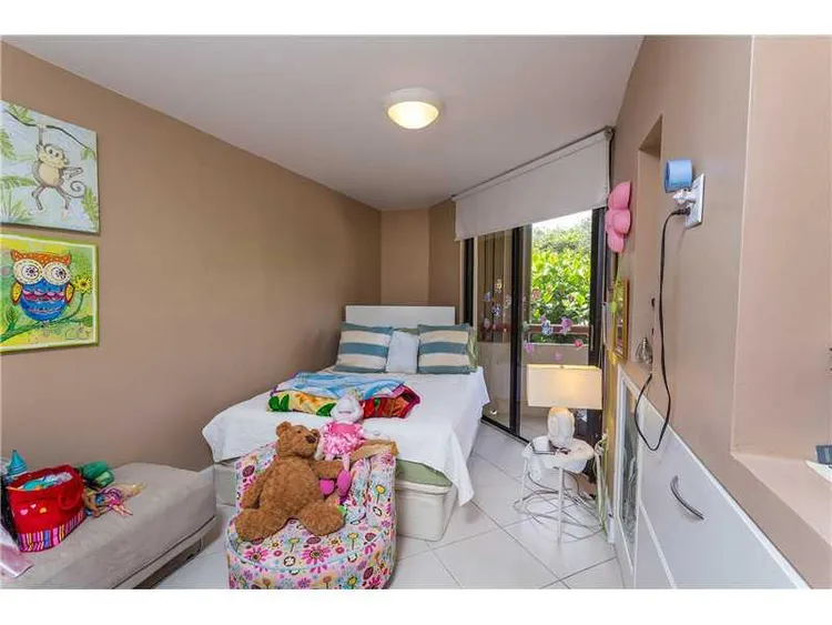 Tropicana #203 image #6