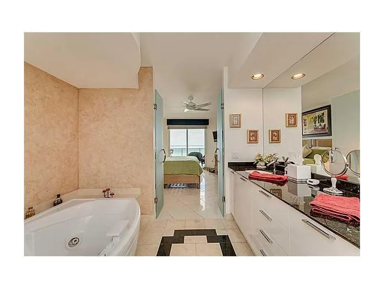 Ocean Three #804 image #21