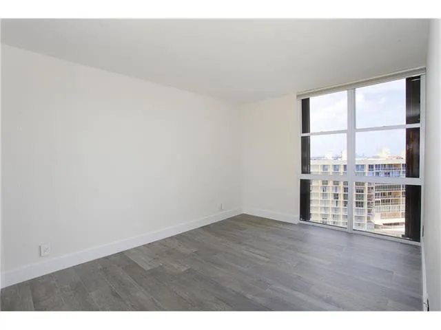 Towers of Key Biscayne #F1101 image #8