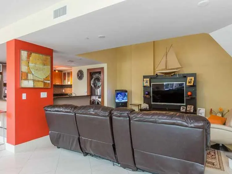 Atrium #1-306 image #10