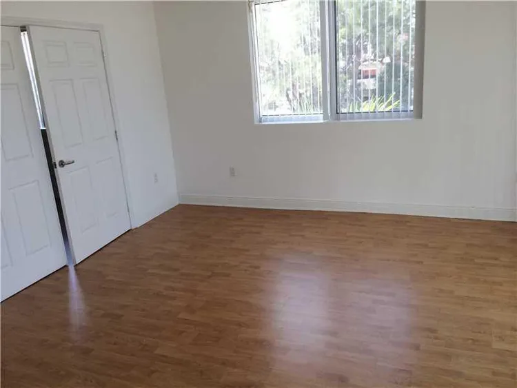 Casablanca Villas #302 image #11