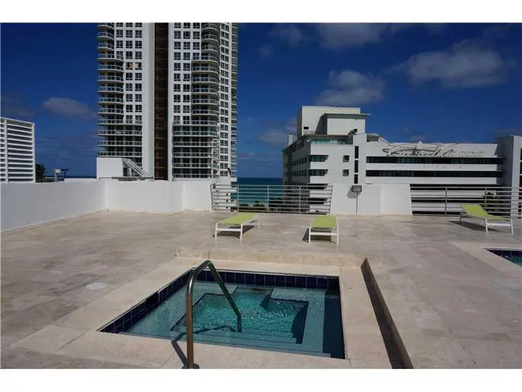 Casablanca Villas #302 image #7