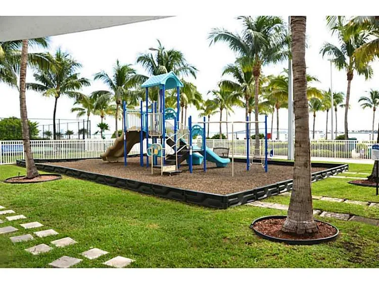 Skyline On Brickell #601 image #15