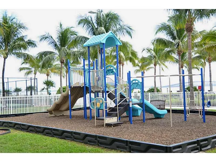 Skyline On Brickell #601 image #16